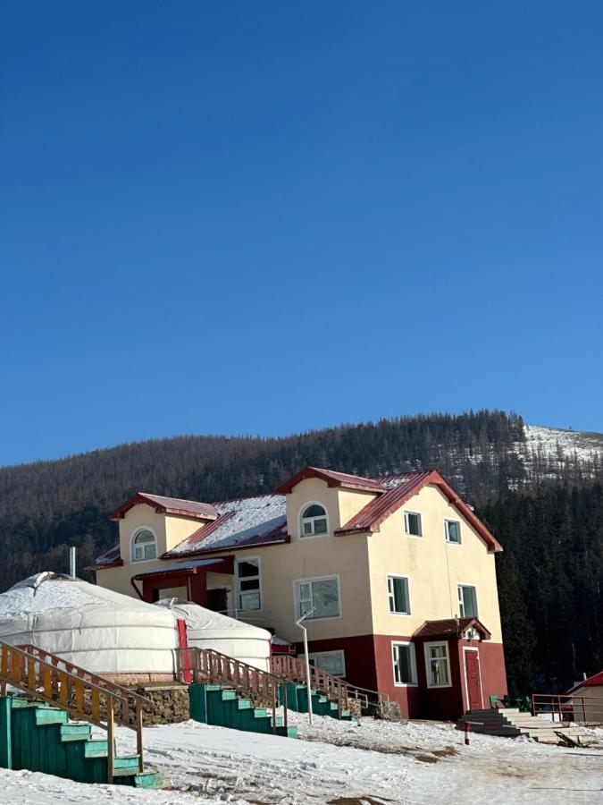 Hotel Sara'S Camp Zuunmod Exteriér fotografie